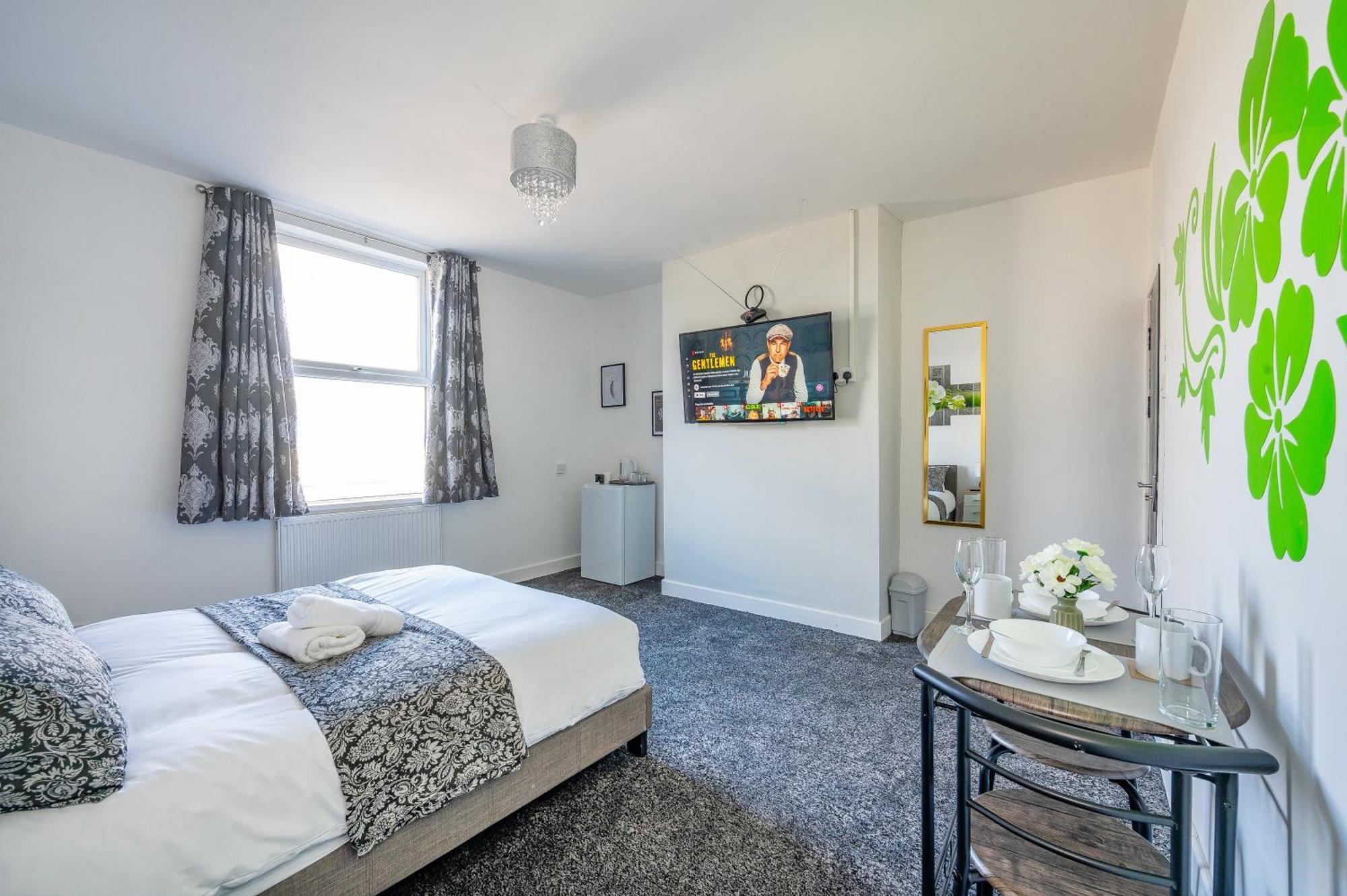*Rc246*For Your Relaxed & Cosy Stay + Free Parking Leeds  Extérieur photo